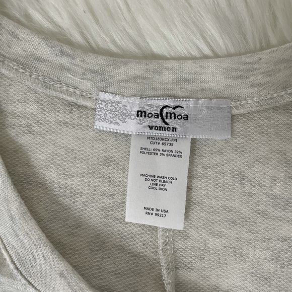 ❤️only 1x left❗️ Plus Size Santa Dog Holiday Top - Picture 11 of 11